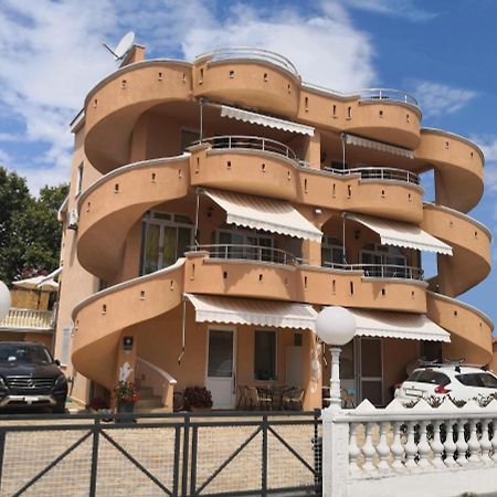 Apartments Montenegrina Ulcinj Kültér fotó